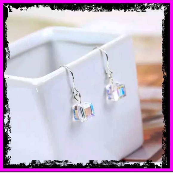 New Platinum Plated S925 Swarovski Crystal 
Aurora Borealis Cube Dangle Earrings - Picture 2 of 16